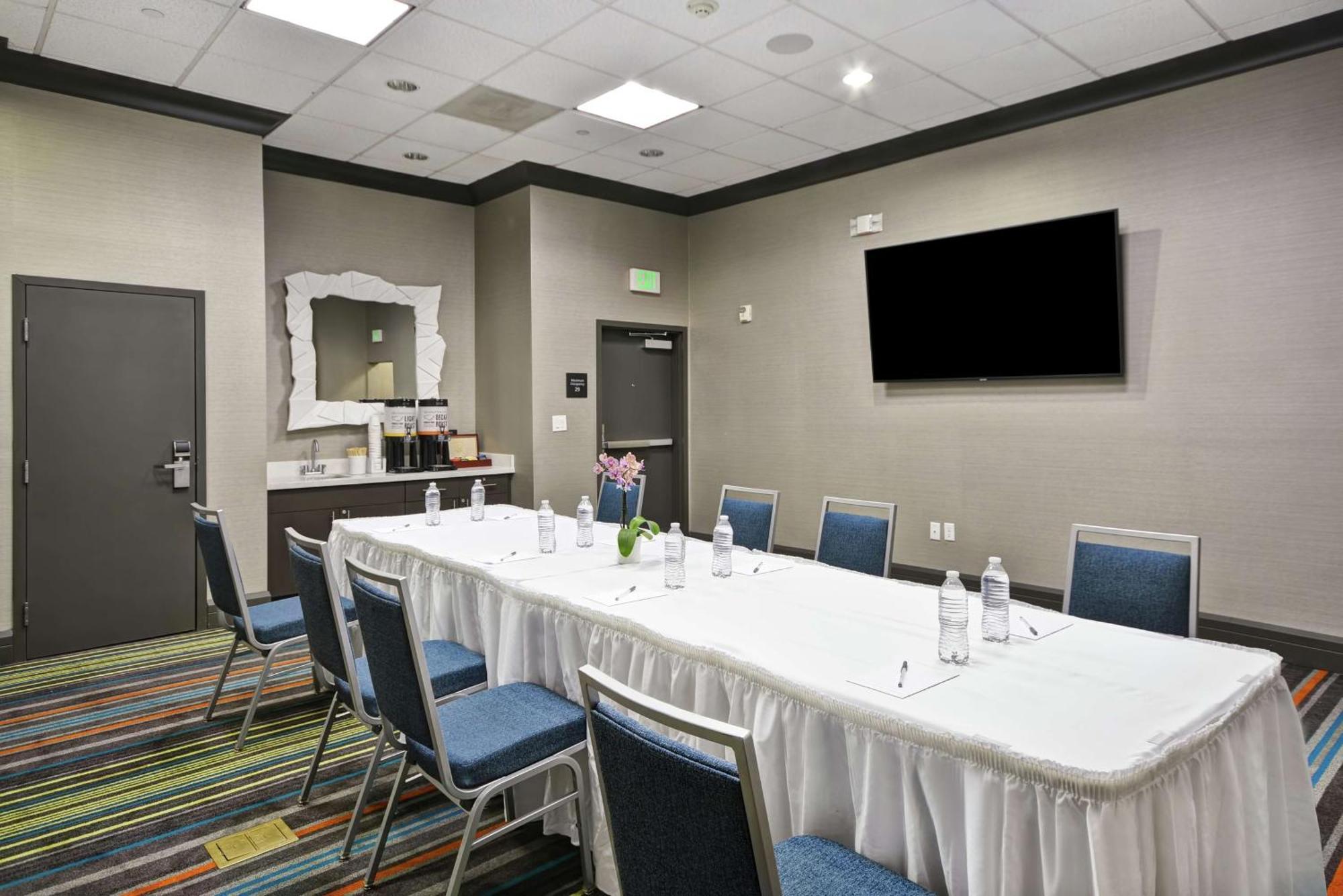 Hampton Inn & Suites Los Angeles Burbank Airport Exteriör bild