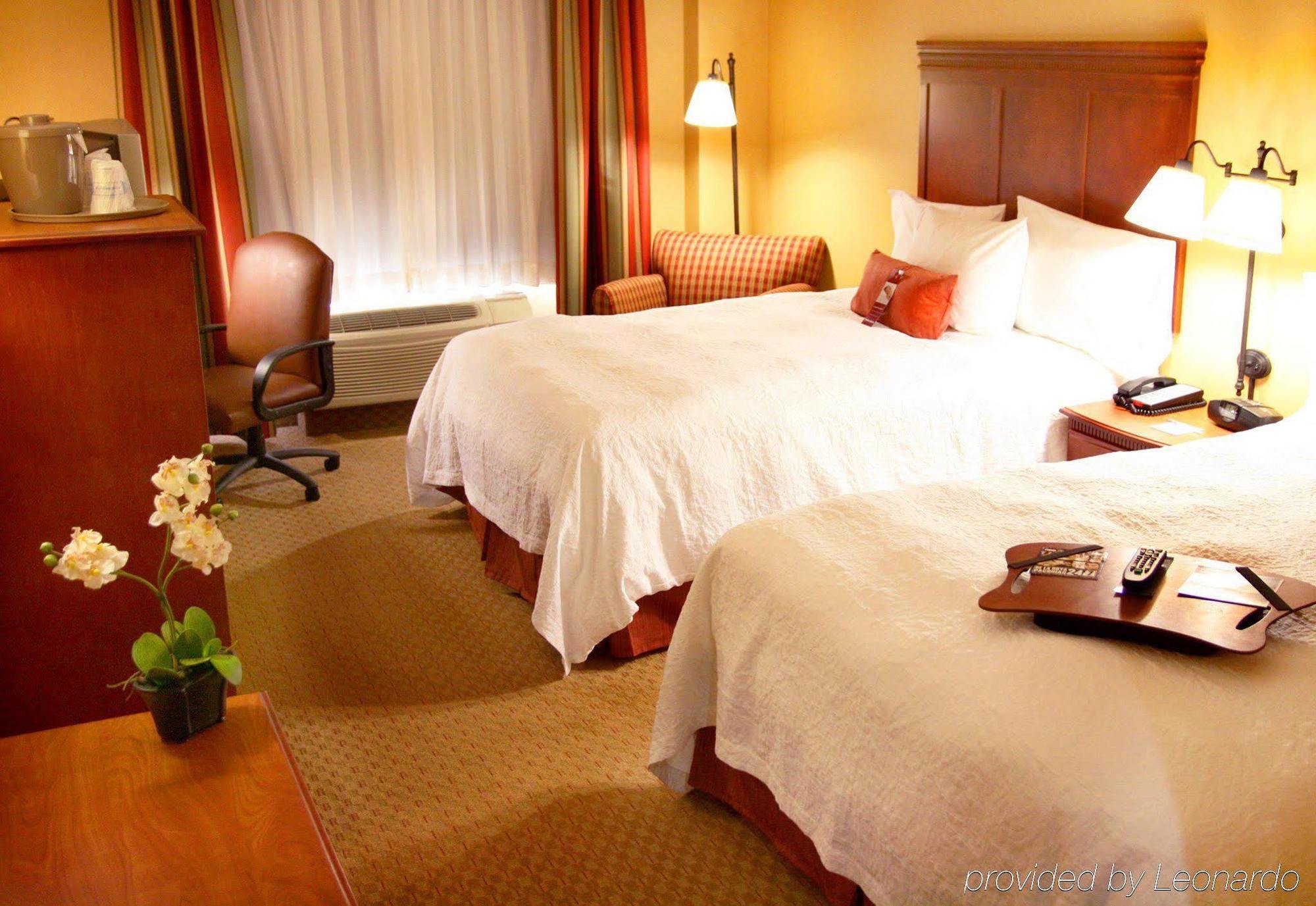 Hampton Inn & Suites Los Angeles Burbank Airport Exteriör bild